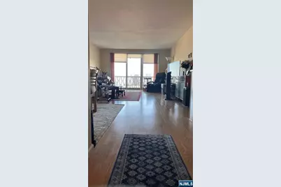 2000 Linwood Avenue 21R #21R, Fort Lee, NJ 07024 - Photo 6