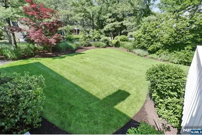 517 Pine Hill Road, Leonia, NJ 07605 - Photo 38
