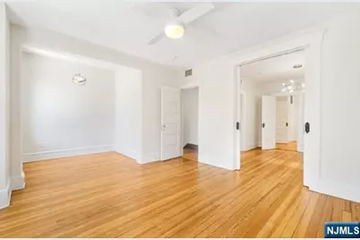 114 Shippen Street 2 #2, Weehawken, NJ 07086 - Photo 4