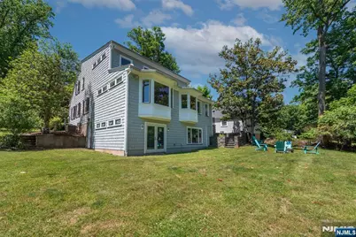 591 Highland Avenue, Montclair, NJ 07043 - Photo 42