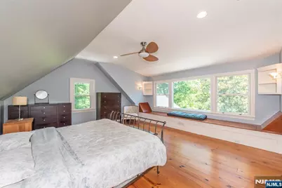 591 Highland Avenue, Montclair, NJ 07043 - Photo 30