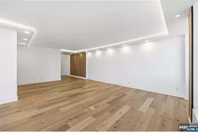 300 Winston 2617 #2617, Cliffside Park, NJ 07010 - Photo 4