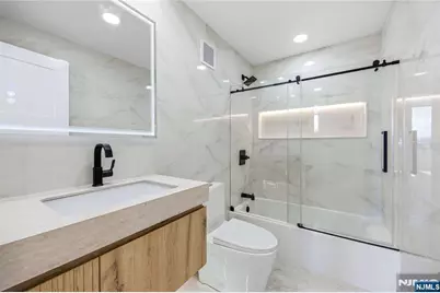 300 Winston 2617 #2617, Cliffside Park, NJ 07010 - Photo 14