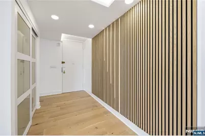 300 Winston 2617 #2617, Cliffside Park, NJ 07010 - Photo 2