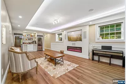 35 Franklin Turnpike, Allendale, NJ 07401 - Photo 34