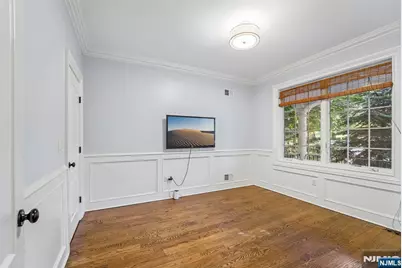 35 Franklin Turnpike, Allendale, NJ 07401 - Photo 10
