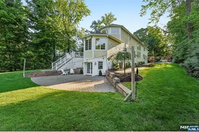 35 Franklin Turnpike, Allendale, NJ 07401 - Photo 42