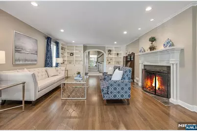 243 Hempstead Road, Ridgewood, NJ 07450 - Photo 6