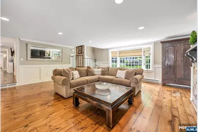 243 Hempstead Road, Ridgewood, NJ 07450 - Photo 18