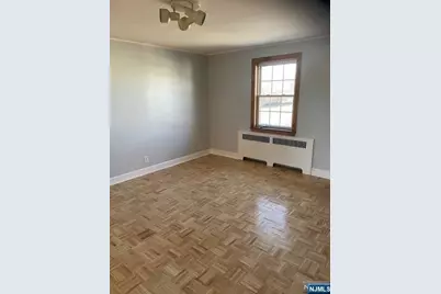 16 Hudson Street 2nd Floor #2nd floor, Garfield, NJ 07026 - Photo 6
