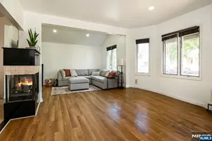 532 2nd St, Carlstadt, NJ 07072 - Photo 2