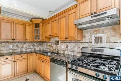 11 Blanche Avenue 2nd Floor #2ND FLOOR, Demarest, NJ 07627 - Photo 6