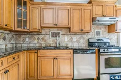 11 Blanche Avenue 2nd Floor #2ND FLOOR, Demarest, NJ 07627 - Photo 8