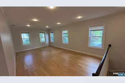 11 Blanche Avenue 2nd Floor #2ND FLOOR, Demarest, NJ 07627 - Photo 4