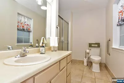 3-1 Vernon Court, Waldwick, NJ 07463 - Photo 12