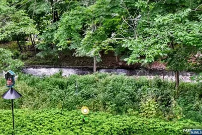 3-1 Vernon Court, Waldwick, NJ 07463 - Photo 16