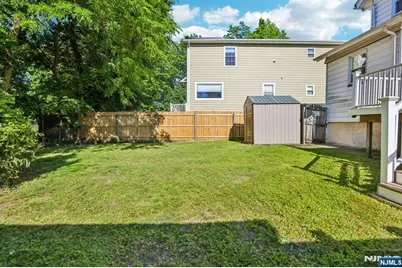 38 Sunnyside Avenue, Dumont, NJ 07628 - Photo 20