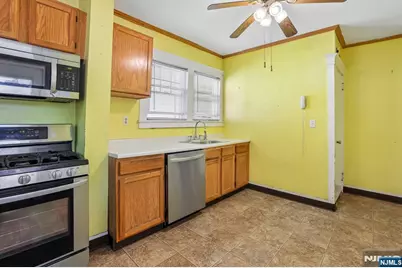 38 Sunnyside Avenue, Dumont, NJ 07628 - Photo 12