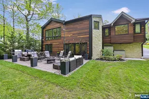 655 Floyd St, Englewood Cliffs, NJ 07632 - Photo 44