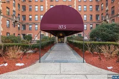 363-377 Mount Prospect 2Aw #2AW, Newark, NJ 07104 - Photo 1