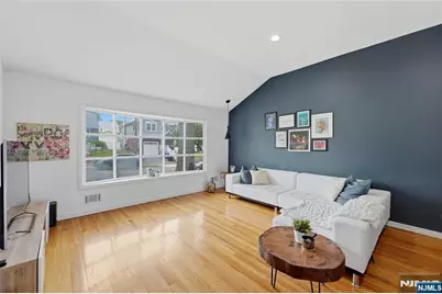 17 Arthur Drive, Rutherford, NJ 07070 - Photo 4