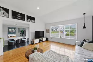 17 Arthur Dr, Rutherford, NJ 07070 - Photo 6
