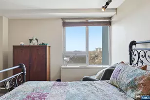 2 Horizon 1010, Fort Lee, NJ 07024 - Photo 16