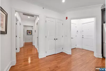1302 Rio Vista Lane, Northvale, NJ 07647 - Photo 2