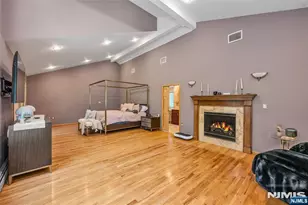 300 Lake Shore Dr, Haworth, NJ 07641 - Photo 8