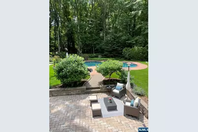 300 Lake Shore Drive, Haworth, NJ 07641 - Photo 28