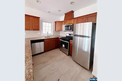 28 Davis Street, Harrison, NJ 07029 - Photo 12