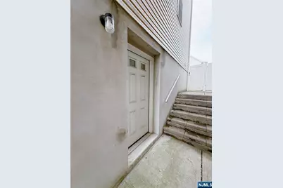 28 Davis Street, Harrison, NJ 07029 - Photo 6