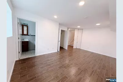28 Davis Street, Harrison, NJ 07029 - Photo 30