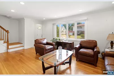 71 Intervale Road, Teaneck Township, NJ 07666 - Photo 2