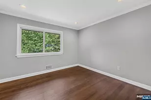 192 Jenkins Dr, Englewood Cliffs, NJ 07632 - Photo 16