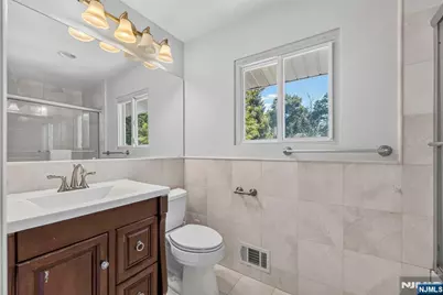 192 Jenkins Drive, Englewood Cliffs, NJ 07632 - Photo 26