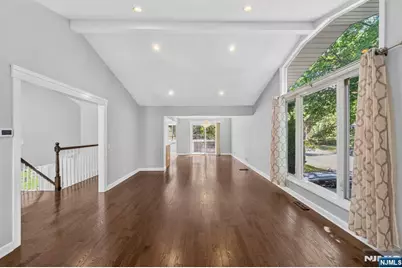 192 Jenkins Drive, Englewood Cliffs, NJ 07632 - Photo 8