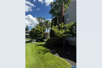29 Chestnut Drive, Wayne, NJ 07470 - Photo 16