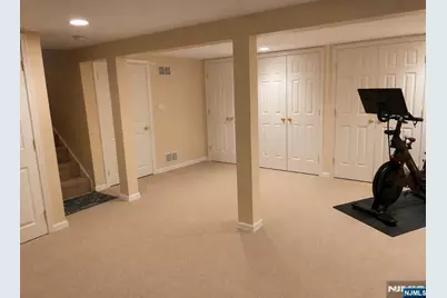 29 Chestnut Drive, Wayne, NJ 07470 - Photo 14
