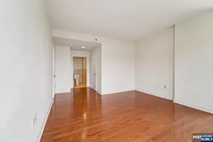 5311 City Pl, Edgewater, NJ 07020 - Photo 16