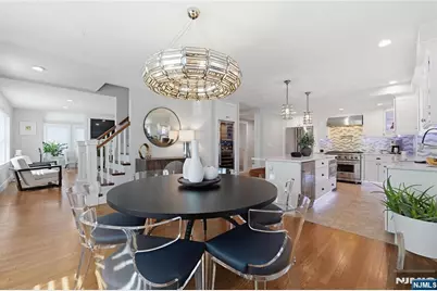 307 Farview Avenue, Paramus, NJ 07652 - Photo 4