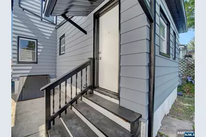 626 Tremont Avenue, Orange, NJ 07050 - Photo 26