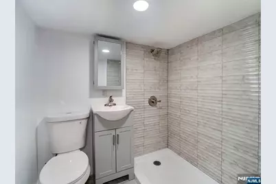 626 Tremont Avenue, Orange, NJ 07050 - Photo 18