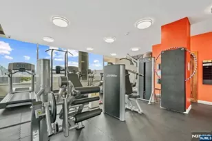 6050 Blvd East 4C, West New York, NJ 07093 - Photo 28