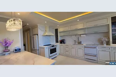 100 Carlyle Vg6 #VG6, Cliffside Park, NJ 07010 - Photo 10