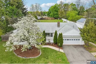 921 Linwood Avenue, Ridgewood, NJ 07450 - Photo 2