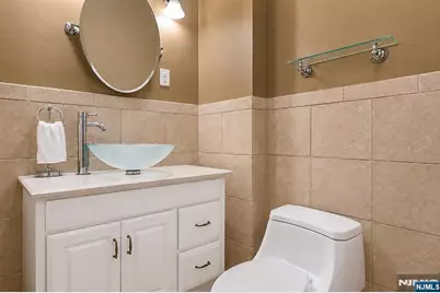 111 Mallory Avenue 2 #2, Jersey City, NJ 07304 - Photo 10