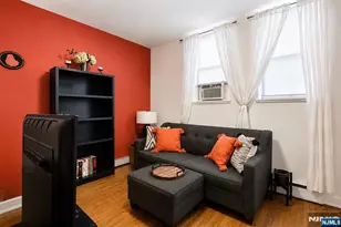 111 Mallory Ave 2, Jersey City, NJ 07304 - Photo 4