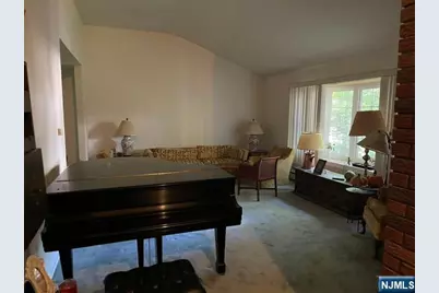 68 Dartmouth Road, Wayne, NJ 07470 - Photo 2