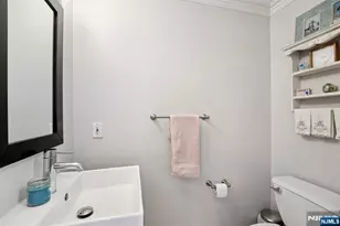 428 Newburgh Ct 428, West New York, NJ 07093 - Photo 12